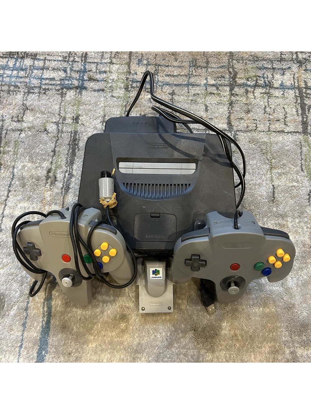 Nintendo 64 Console 2 Controller Black Working N64 NUS-001 USA W/cord